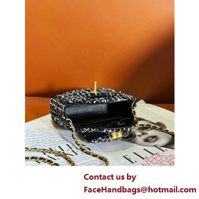 Chanel Sequin Embroidered Tweed  &  Gold-Tone Metal Clutch with Chain Bag AP3435 Black 2025